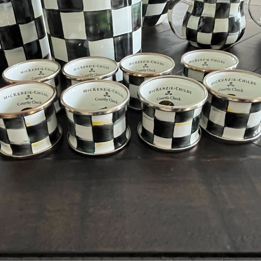 Mackinze Childs napkin rings a set of 8
